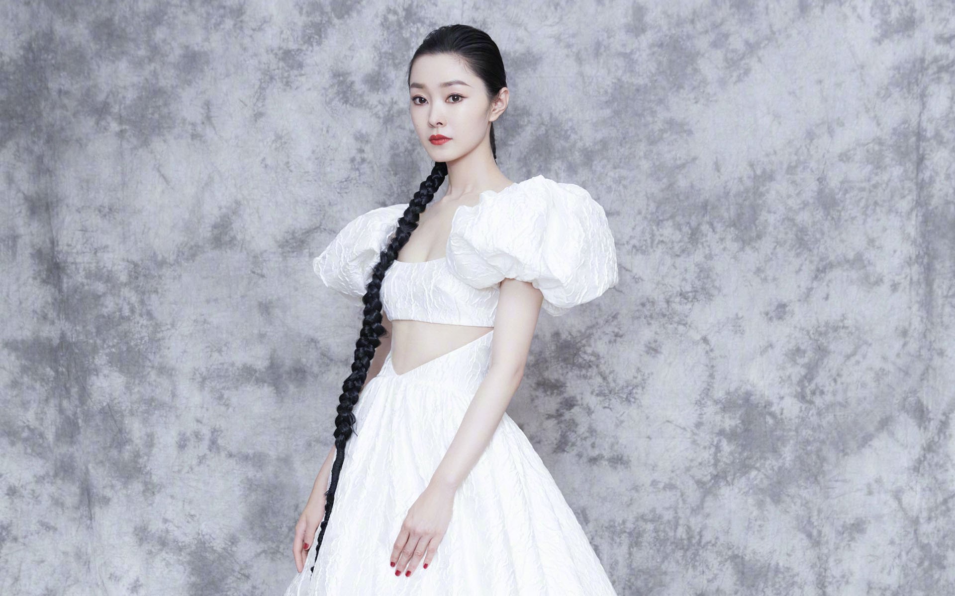 英超球员社交媒体互动提升粉丝忠诚度研究，英超球队球迷