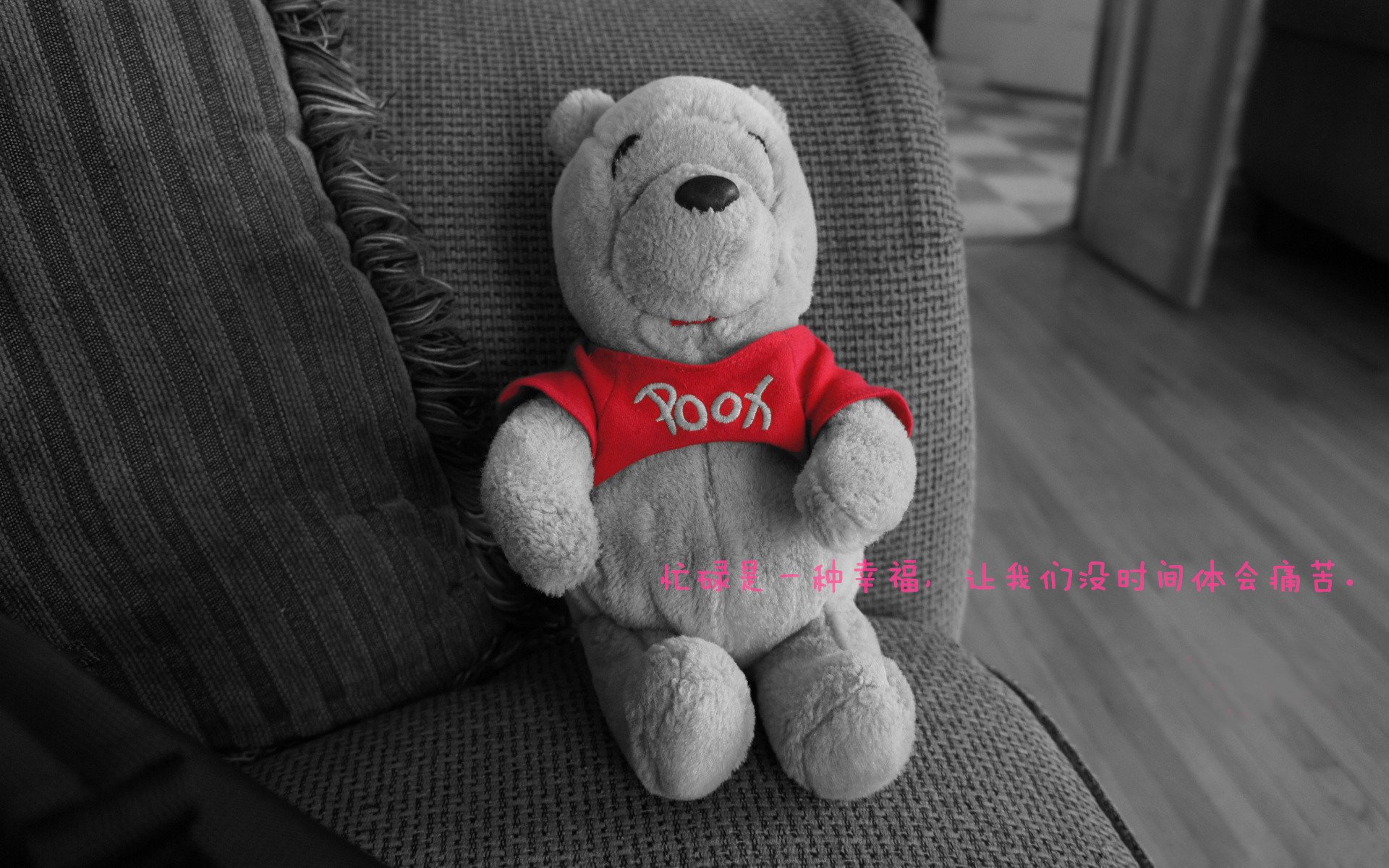 九游社区-“简阳文体中心羽毛球赛：明星选手争夺冠军，速度与技巧完美结合”