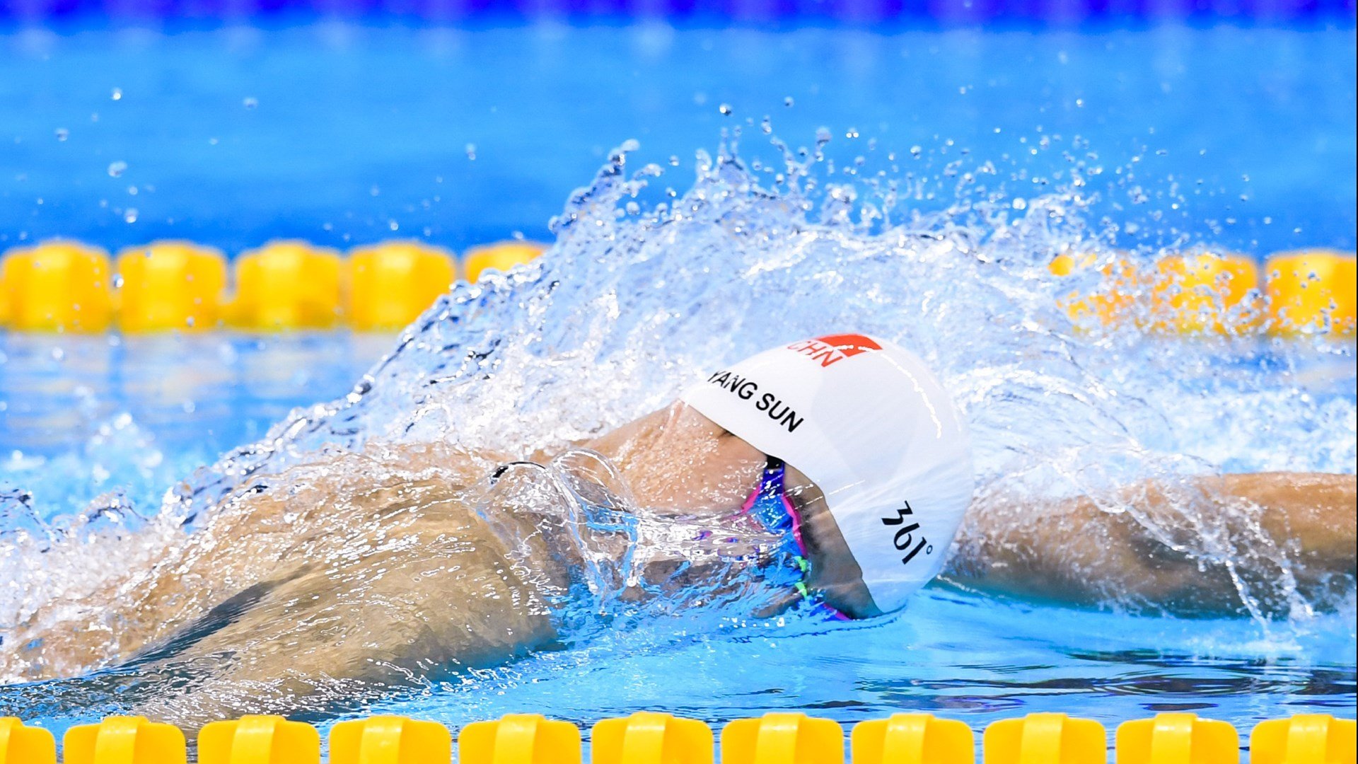 冠军车手的日常:训练、生活和“疾驰”心路历程,冠军车手失忆是什么电影